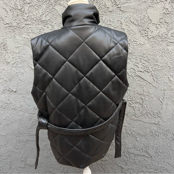 BLANKNYC Faux Leather Vest in Night Fever Size M - Picture 4 of 8